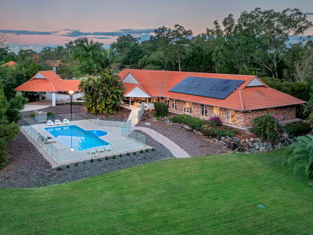 Inground swimming pool built by Bellevista Pools - Image 58